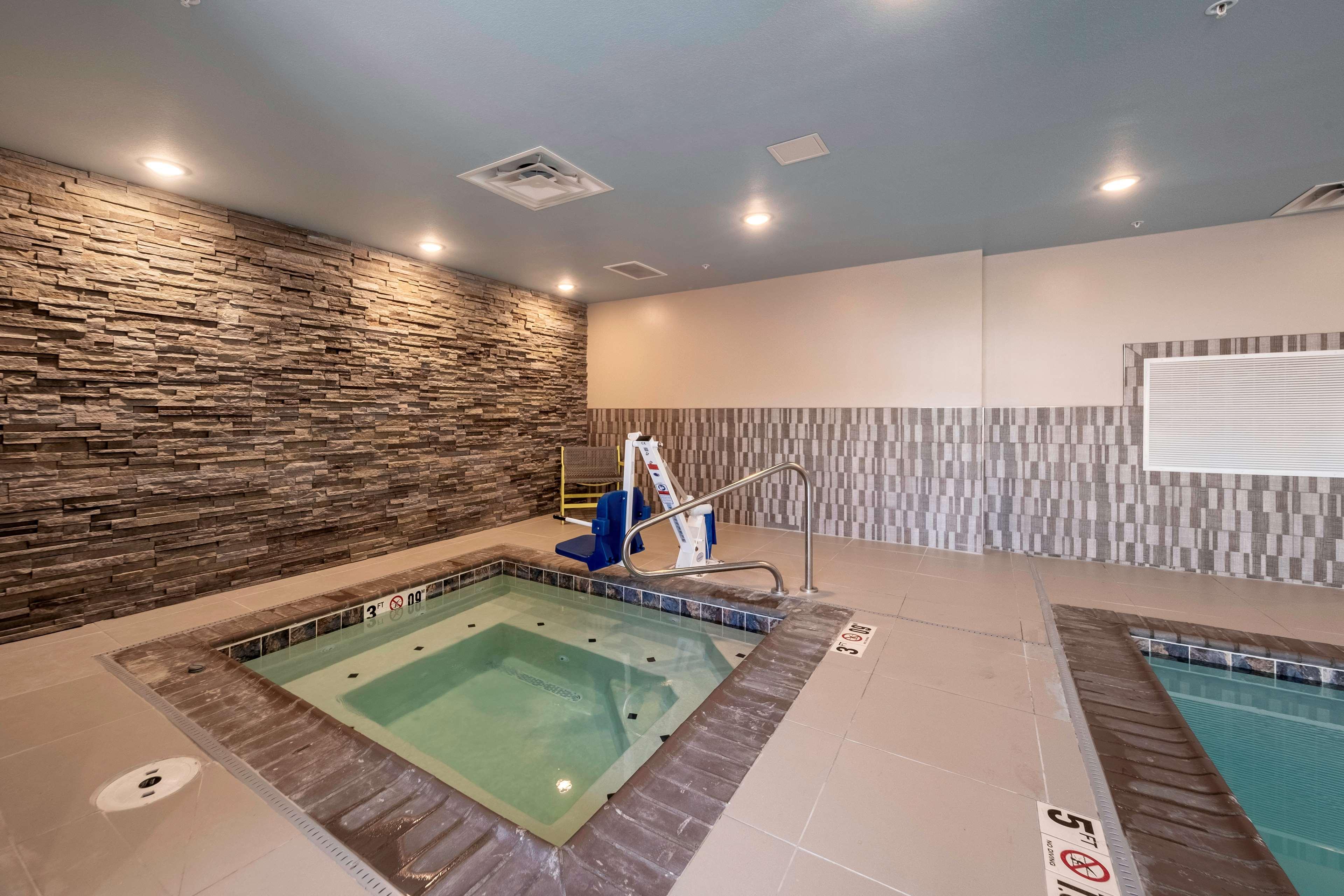 Home2 Suites By Hilton Portland Hillsboro Exterior photo